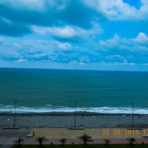 apartment-khimshiashvili-47.batumihotels.net/